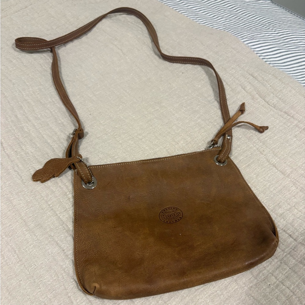 Roots Edie Bag Tribe